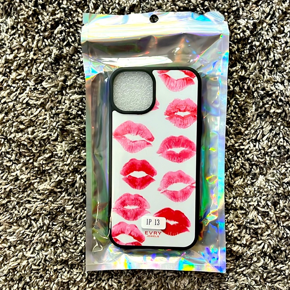 Every Jewels iphone 13 phone case.